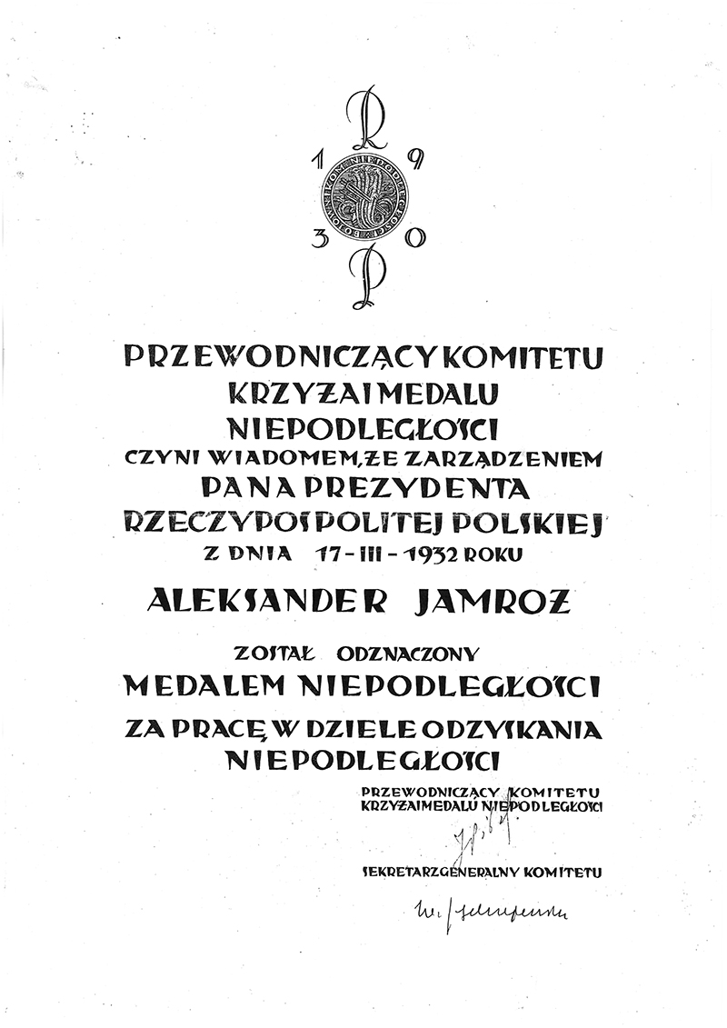 Dyplom nadania Medalu Niepodległości zarządzeniem Prezydenta Rzeczpospolitej z dnia 17 marca 1932 r. za pracę w dziele odzyskania niepodległości dla Aleksandra Jamroza, byłego członka POW w Bieżanowie. Ze zbiorów prywatnych Ewy Kubik