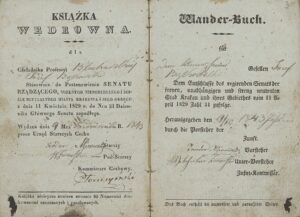 Książka wędrowna czeladnika blacharskiego Józefa Bąkowskiego zawierająca m.in.&nbsp;opis osoby oraz&nbsp;poświadczenia pobytów w&nbsp;różnych miejscowościach w&nbsp;latach 1843-1850 (ANK, Akta miasta Krakowa, sygn. 29/33/3017, s. 2-5, 14-15).